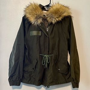 Women’s Olive Green Coat w/ Removable Faux Fur Lining on Hood